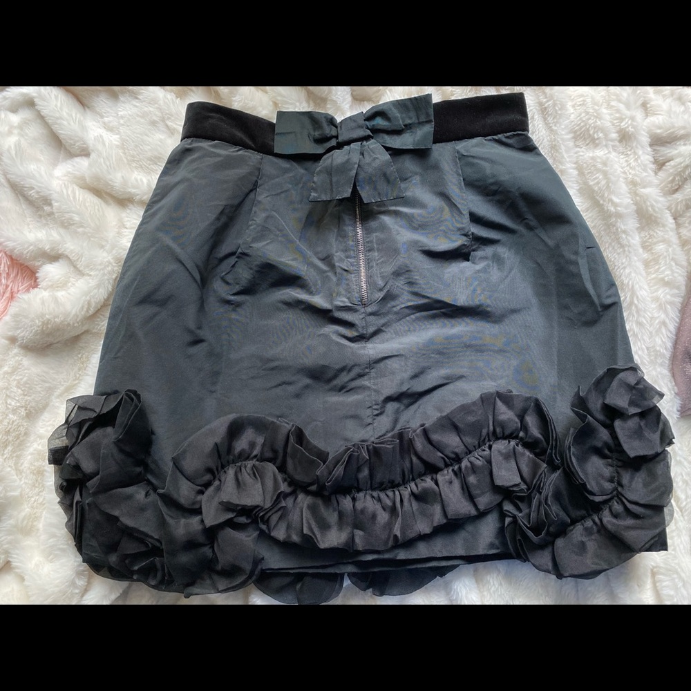 🚫SOLD🚫 Vintage D&G Silk Ruffle Mini Skirt IT 44 EUC - Picture 6 of 8